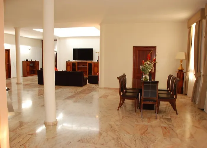 Villa 100 Island Village Julia *