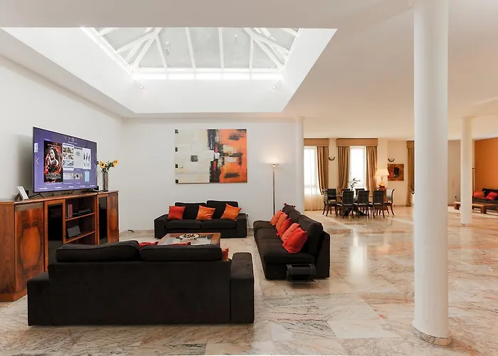 100 Island Village Julia *